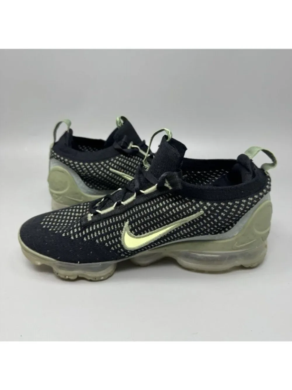 Nike Air Vapormax 2021 FK GS Wolf Grey/Pink Glaze Size 7y Women 8.5 DB1550-010